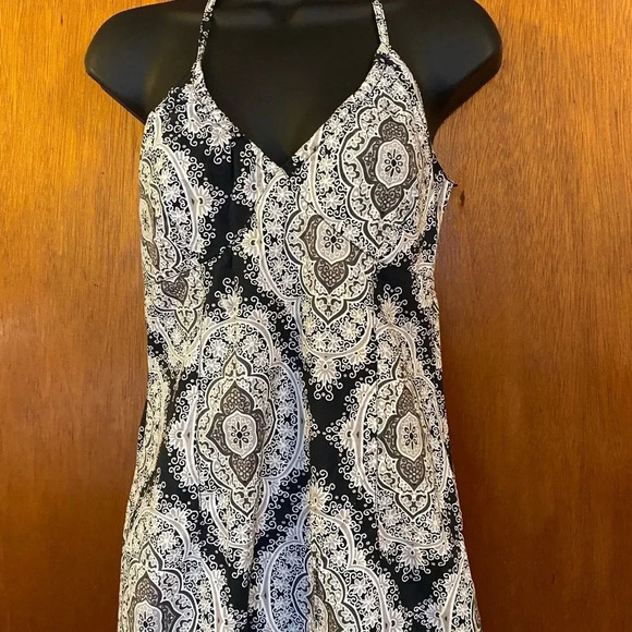 H&M Elegant Halter Neck Knee Length Dress Timeless Blue and White Baroque Print - Picture 9 of 16